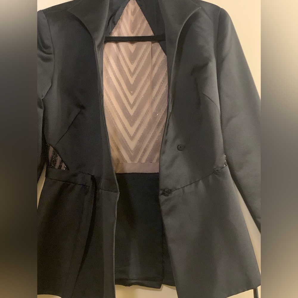 Vintage BOB MAKIE Black Long Sleeve Peplum 1980 Collection Blazer
